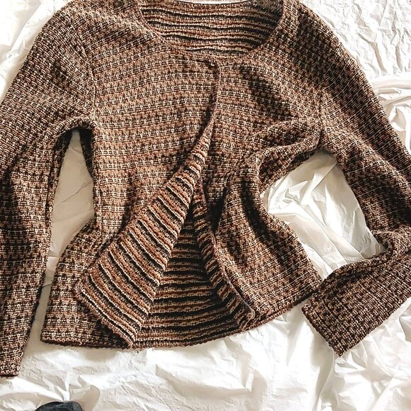 DARK GOLD, BLACK, BROWN CARDIGAN SWEATER W/SHELL BUTTONS, COTTON BLEND. SM, MED - Picture 3 of 5
